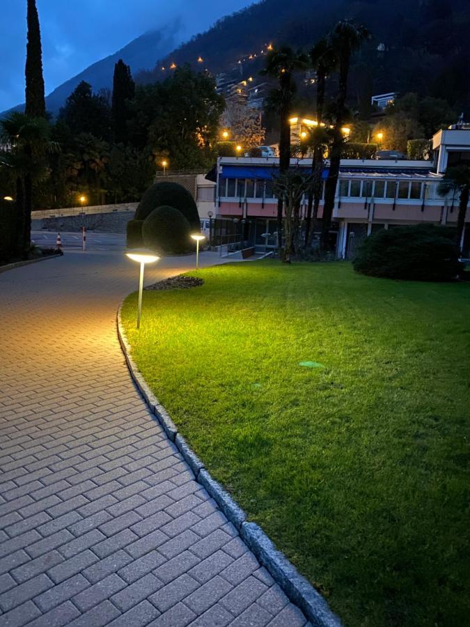 Holiday On The Lake Lugano Bissone Exterior foto